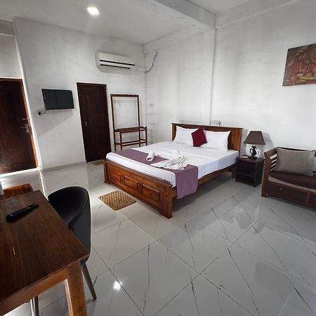Ciel Star Anuradhapura Hotel Eksteriør billede