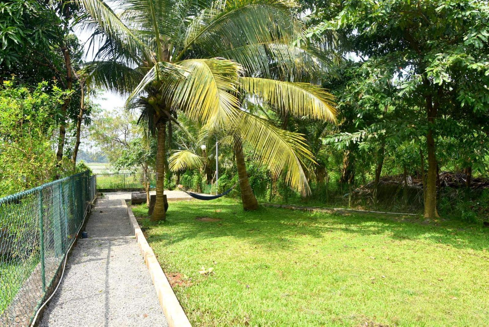 Ciel Star Anuradhapura Hotel Eksteriør billede