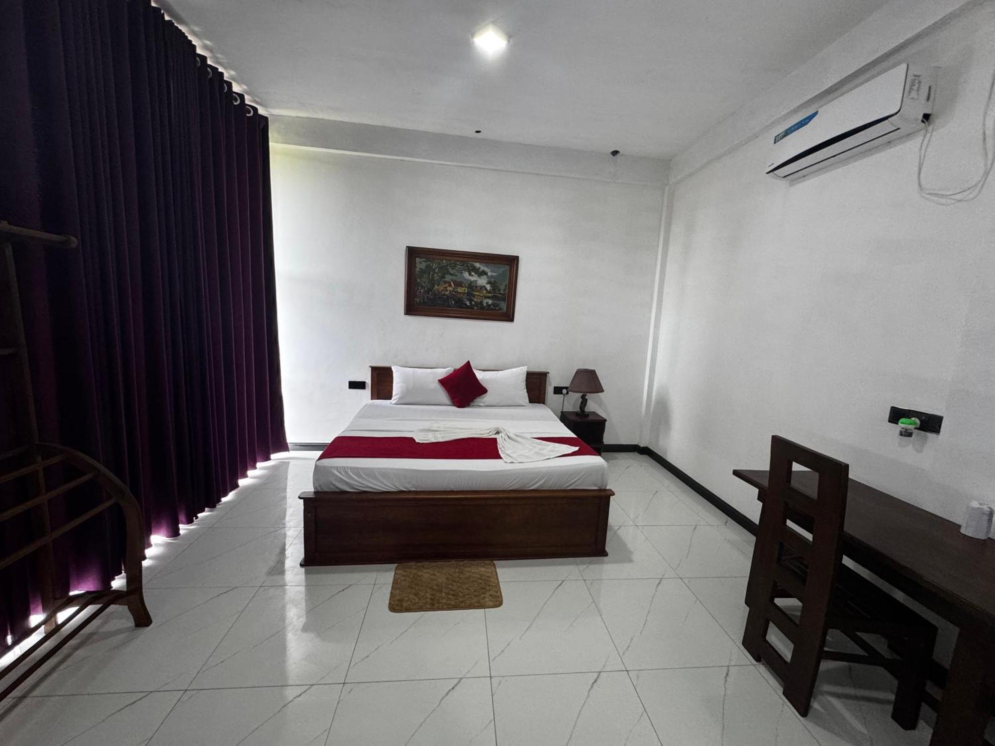 Ciel Star Anuradhapura Hotel Eksteriør billede
